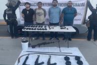 Detienen a 5 en Sinaloa; aseguran armas, cargadores y un vehículo Detienen a 5 en Sinaloa; aseguran armas, cargadores y un vehículo