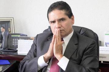 Otorgan amparo contra orden de aprehensión a Silvano Aureoles