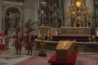 Sellan féretro del Papa Francisco Sellan féretro del Papa Francisco