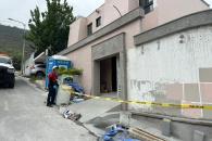 Se lesiona tras caer de un andamio