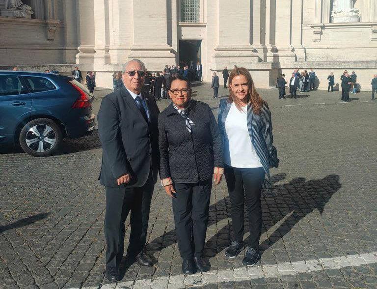Papa Francisco. Rosa Icela Rodríguez llega al Vaticano Papa Francisco. Rosa Icela Rodríguez llega al Vaticano