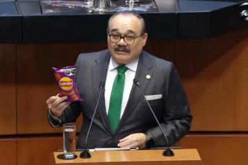 Buscan etiquetar narcocorridos con advertencias de contenido