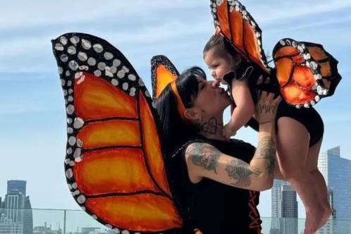Cazzu confiesa el amor por su hija en el tema Inti