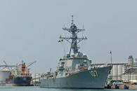 El destructor estadounidense USS Gravely atraca en Veracruz