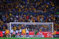 Empatan Tigres y Rayadas en los cuartos de final Empatan Tigres y Rayadas en los cuartos de final