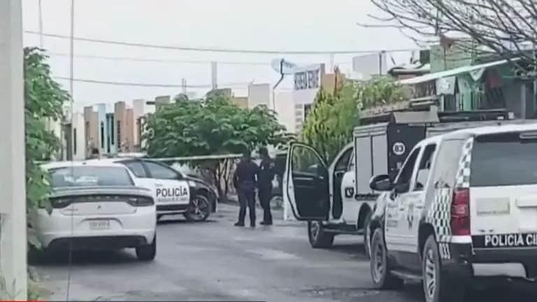 Acribillan a un hombre desde una camioneta en marcha Acribillan a un hombre desde una camioneta en marcha