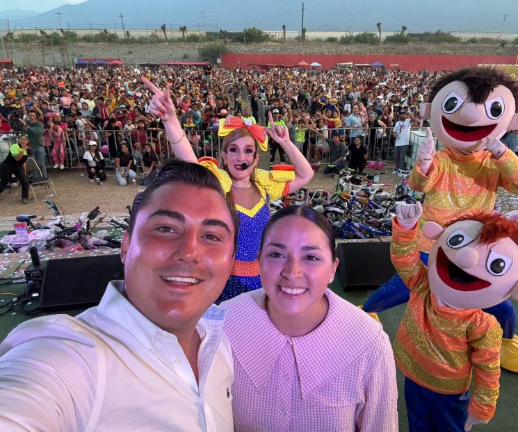 Apapachan en García a más de 14 mil infantes