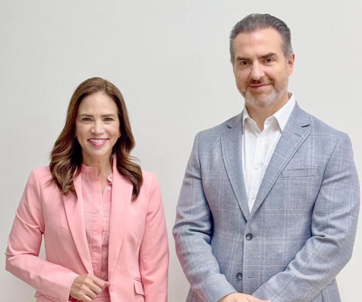 Designan a Ivonne Álvarez como directora del DIF regio Designan a Ivonne Álvarez como directora del DIF regio