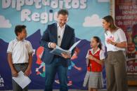 Recibe Adrián propuestas del programa ´Diputaditos Regios´