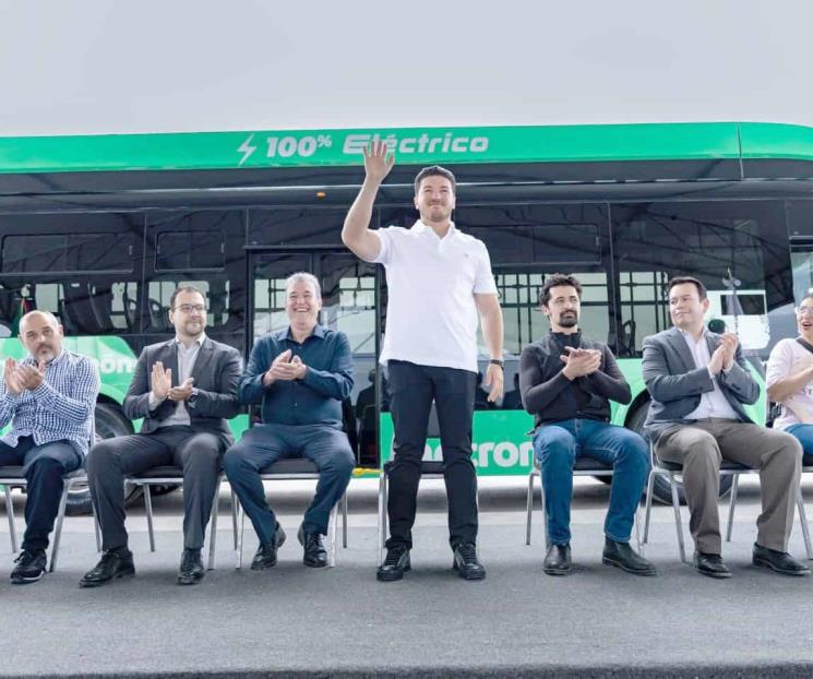 Entrega Samuel 25 nuevas unidades eléctricas para el TransMetro Entrega Samuel 25 nuevas unidades eléctricas para el TransMetro
