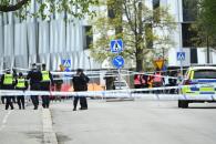 Deja tiroteo en Suecia tres muertos; sospechoso escapa en monopatín