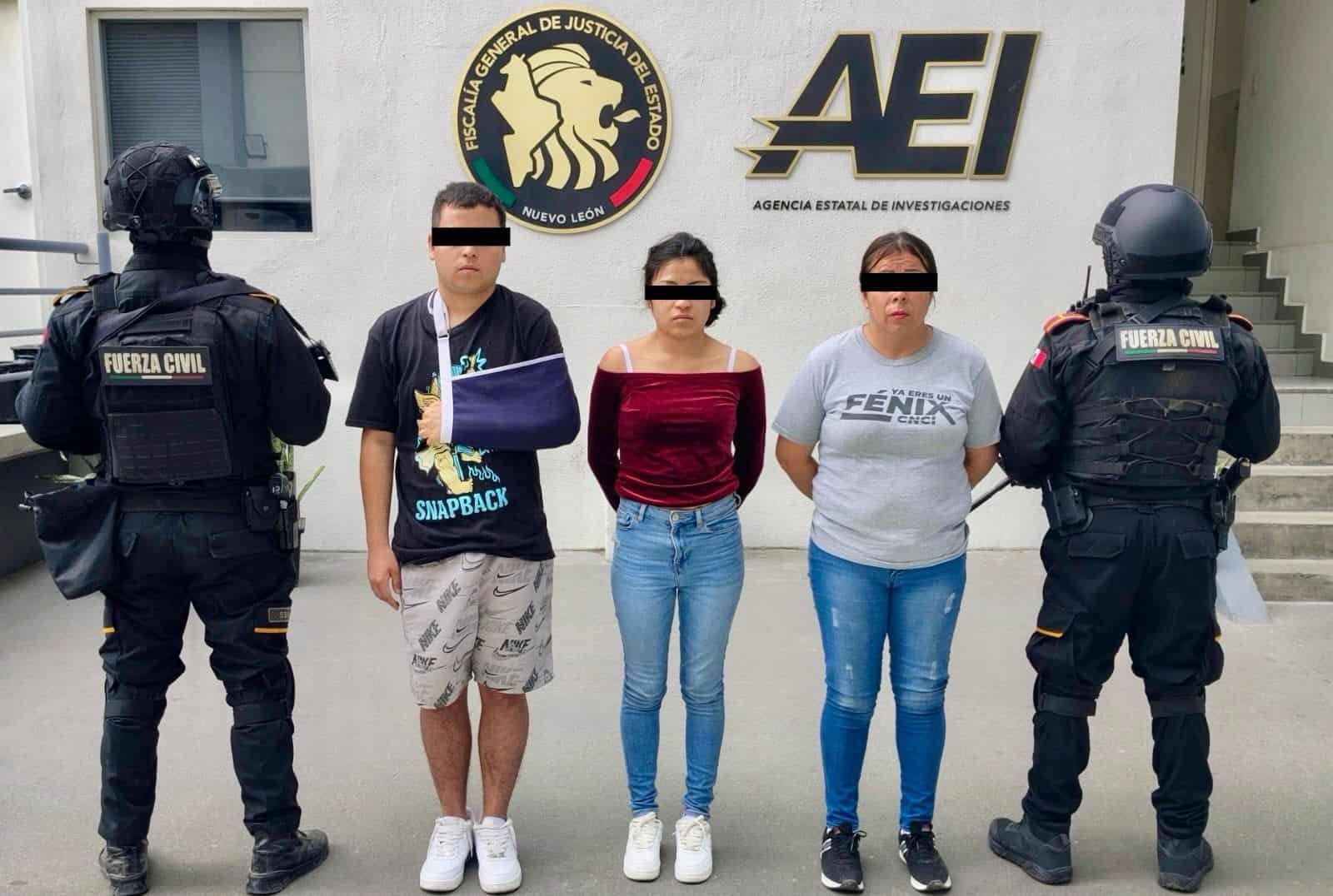 Dos mujeres y un hombre en posesión de marihuana, fueron arrestados por elementos del Grupo de Coordinación Metropolitana, en el municipio de García.