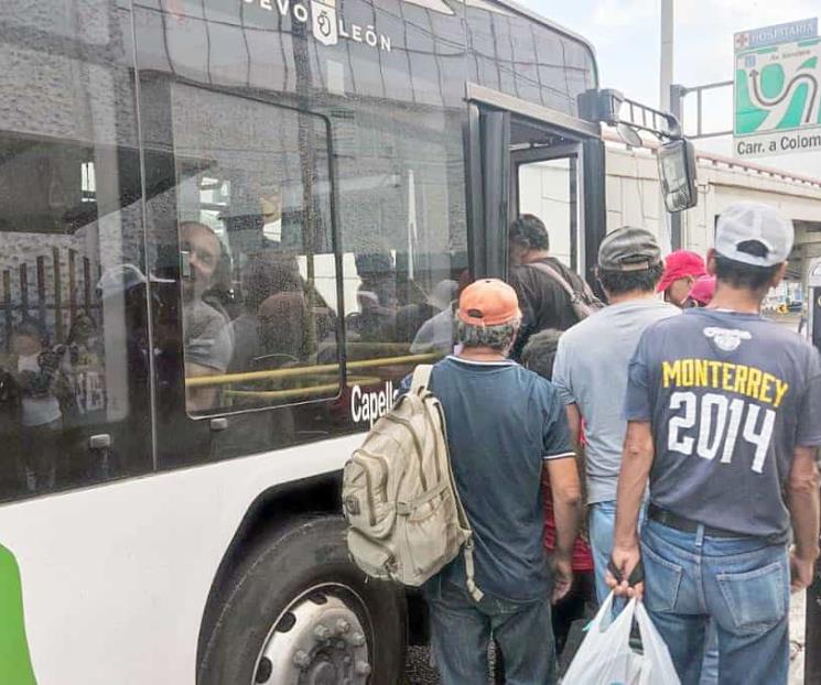 Truenan legisladores contra aumento al transporte público Truenan legisladores contra aumento al transporte público