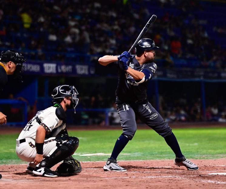 Sultanes van por serie ganadora ante Rieleros Sultanes van por serie ganadora ante Rieleros