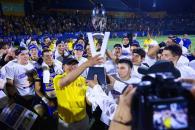 ¡Son tricampeones! ¡Son tricampeones!