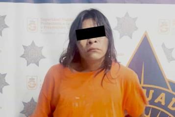 Golpea y amenaza a menor con arma blanca