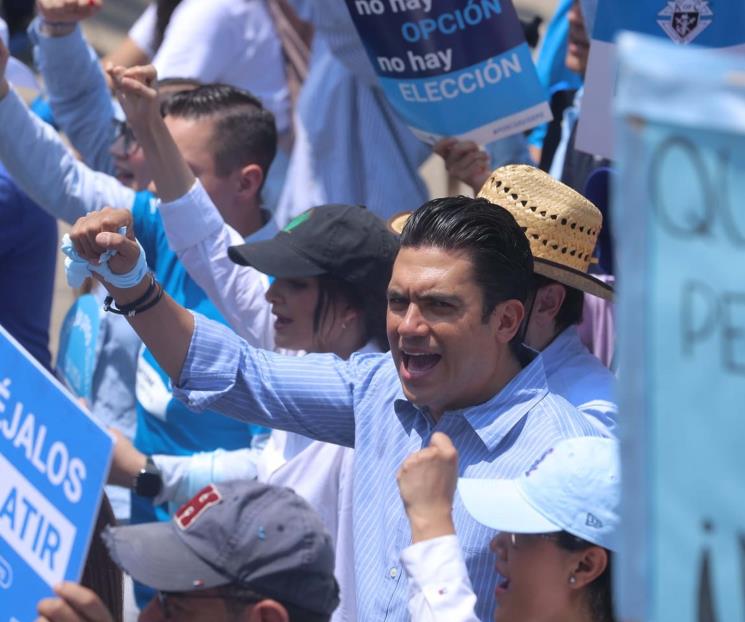 Organizaciones marchan en CDMX contra despenalización del aborto Organizaciones marchan en CDMX contra despenalización del aborto