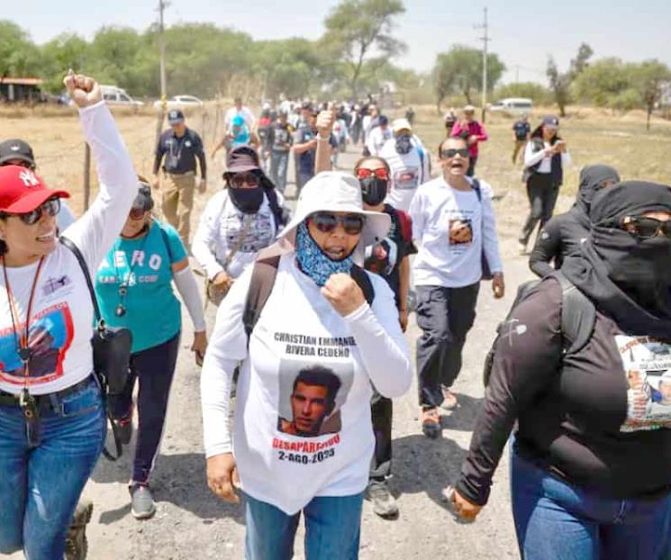 Entra colectivo Guerreros Buscadores al Rancho Izaguirre Entra colectivo Guerreros Buscadores al Rancho Izaguirre