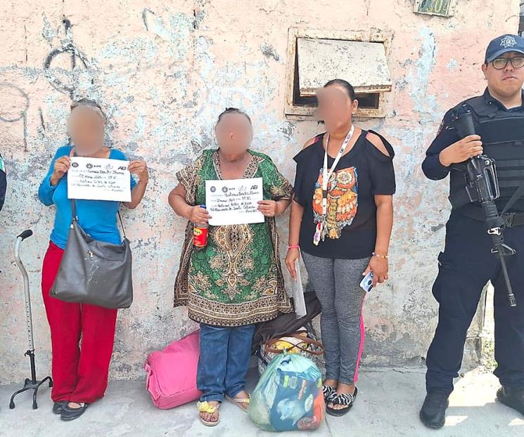 Rescatan a madre e hija extraviadas Rescatan a madre e hija extraviadas