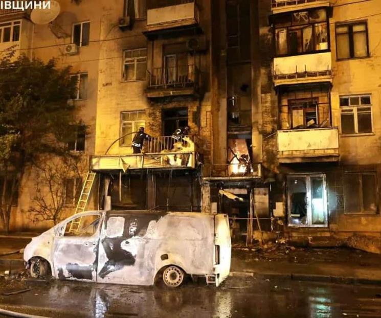 Ataque ruso con drones causa 47 heridos en Járkiv Ataque ruso con drones causa 47 heridos en Járkiv