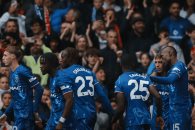 Estrena con derrota el Liverpool su título de la Liga Premier Estrena con derrota el Liverpool su título de la Liga Premier