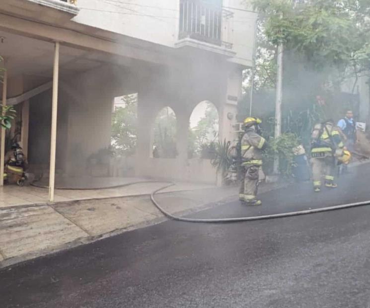 Se incendia domicilio en Colinas de San Jerónimo Se incendia domicilio en Colinas de San Jerónimo