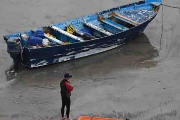 Naufraga embarcación con migrantes frente a San Diego