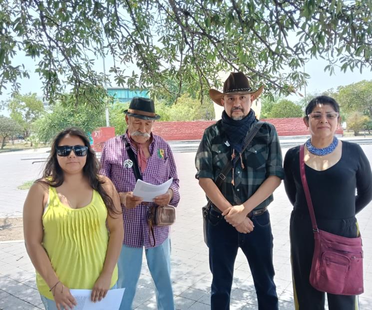 Denuncian represalias contra familia de activista Denuncian represalias contra familia de activista