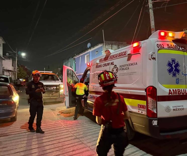 Rescatan a senderista en el Cerro del Topo Chico Rescatan a senderista en el Cerro del Topo Chico