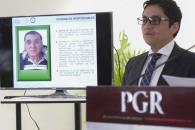 Concede juez amparo a exjefe de la PGR por caso Ayotzinapa Concede juez amparo a exjefe de la PGR por caso Ayotzinapa