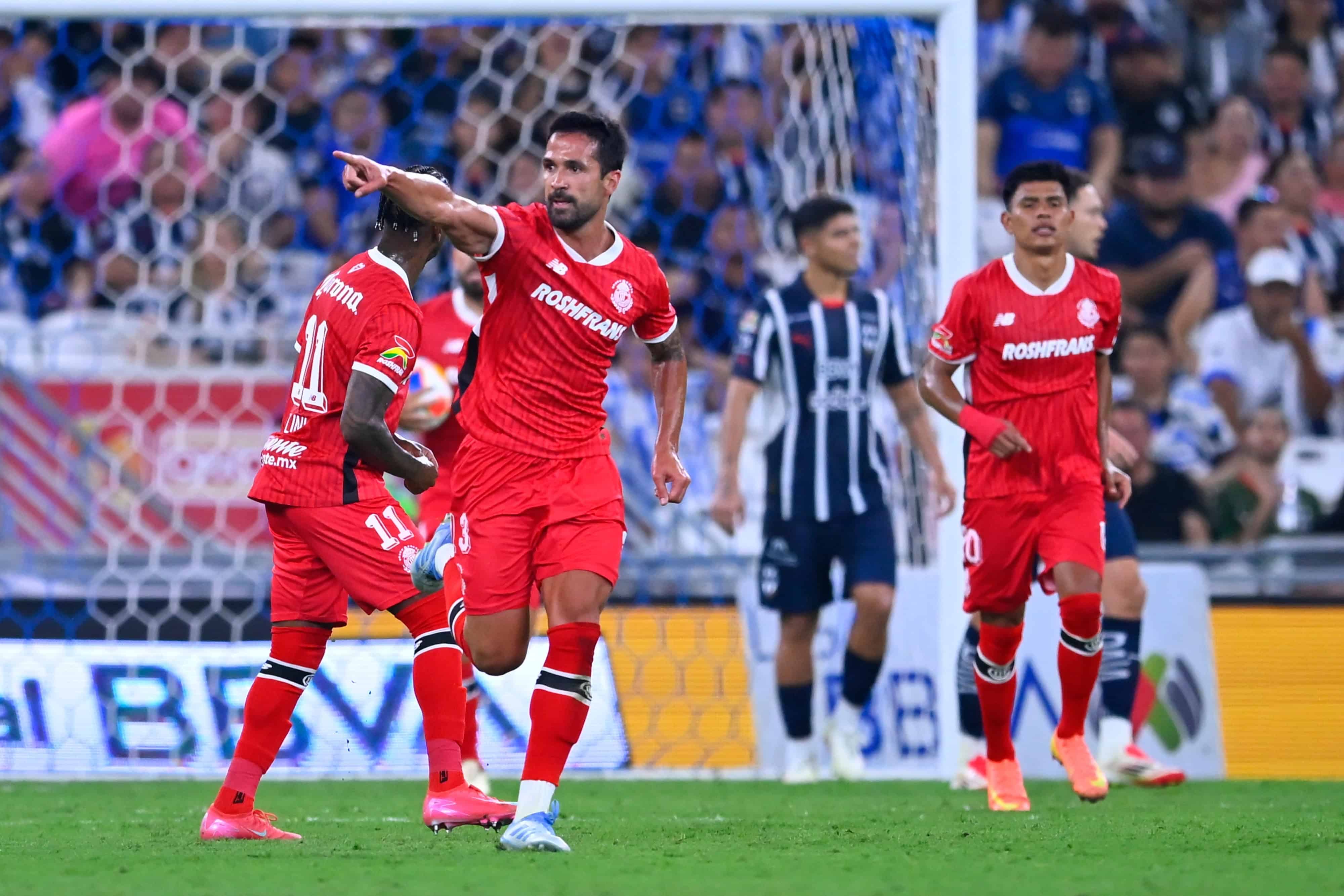 Luan Garcia hace el segundo para el Toluca.