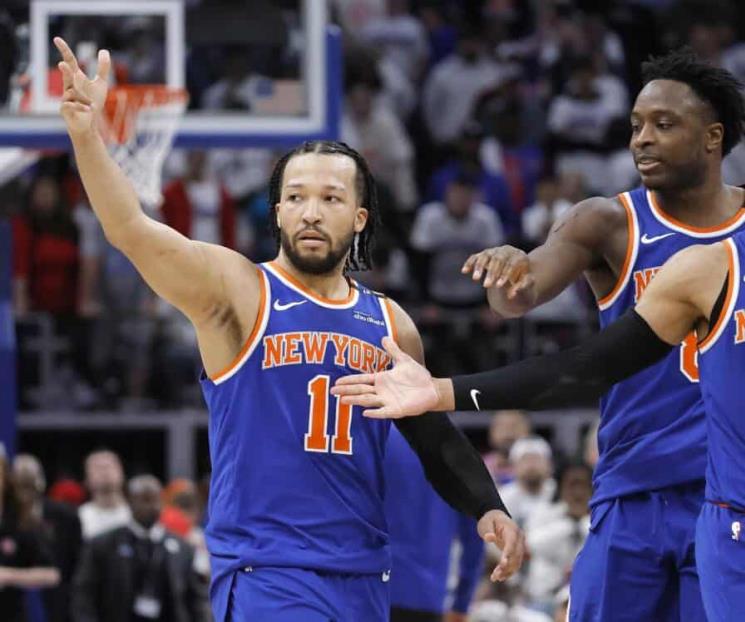 Vencen Knicks a Celtics en Boston y lideran 2-0 su serie Vencen Knicks a Celtics en Boston y lideran 2-0 su serie