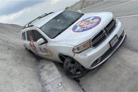 Vuelca payaso en su camioneta Vuelca payaso en su camioneta