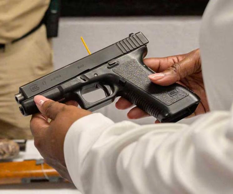 Niega SAT que su personal vaya a portar armas Niega SAT que su personal vaya a portar armas