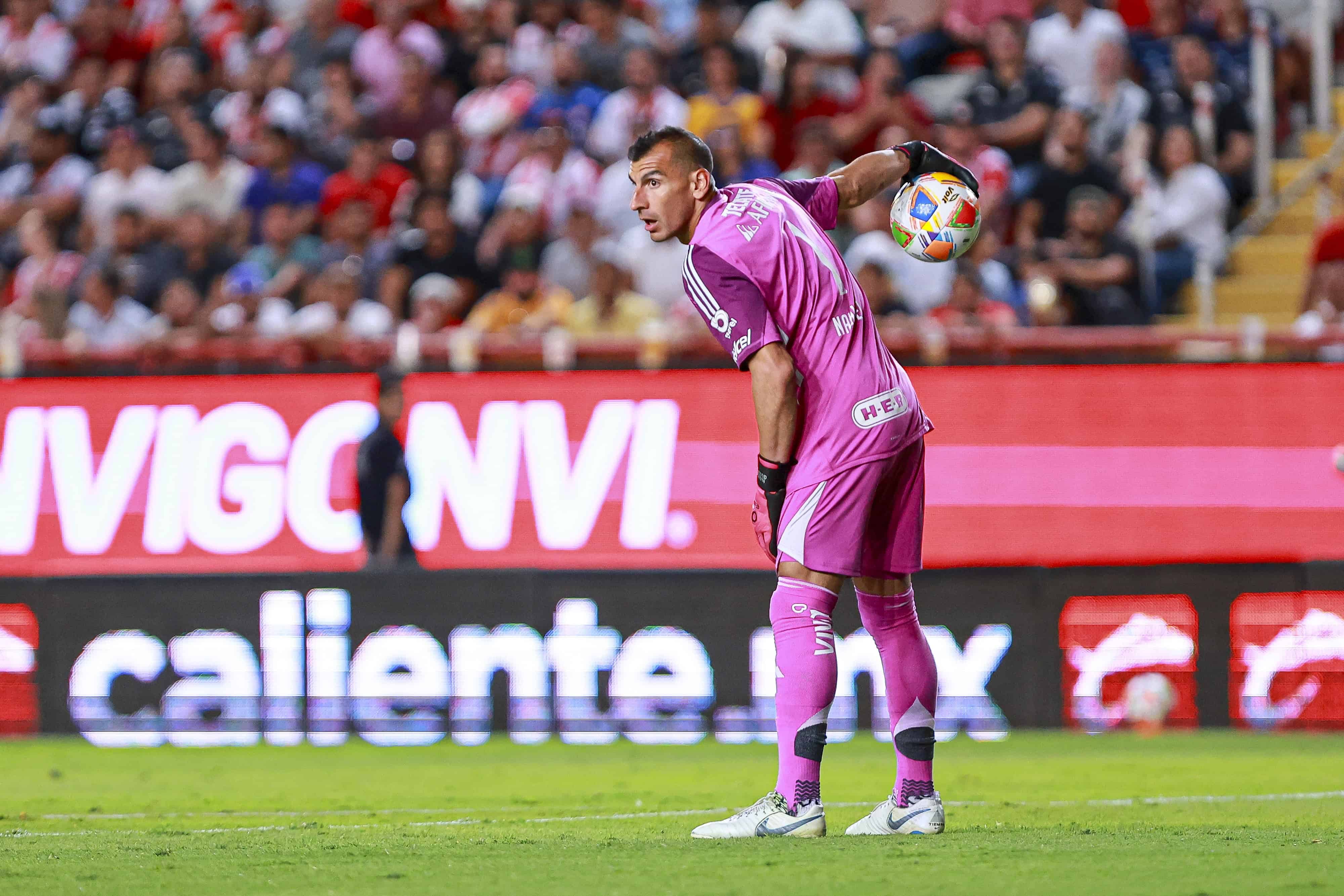 Nahuel Guzmán jugador clave del partido.
