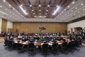 Rechazan cancelar registro de 26 candidatos sospechosos