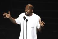 Suma Kanye West más acusaciones por tráfico y acoso sexual Suma Kanye West más acusaciones por tráfico y acoso sexual