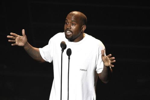 Suma Kanye West más acusaciones por tráfico y acoso sexual