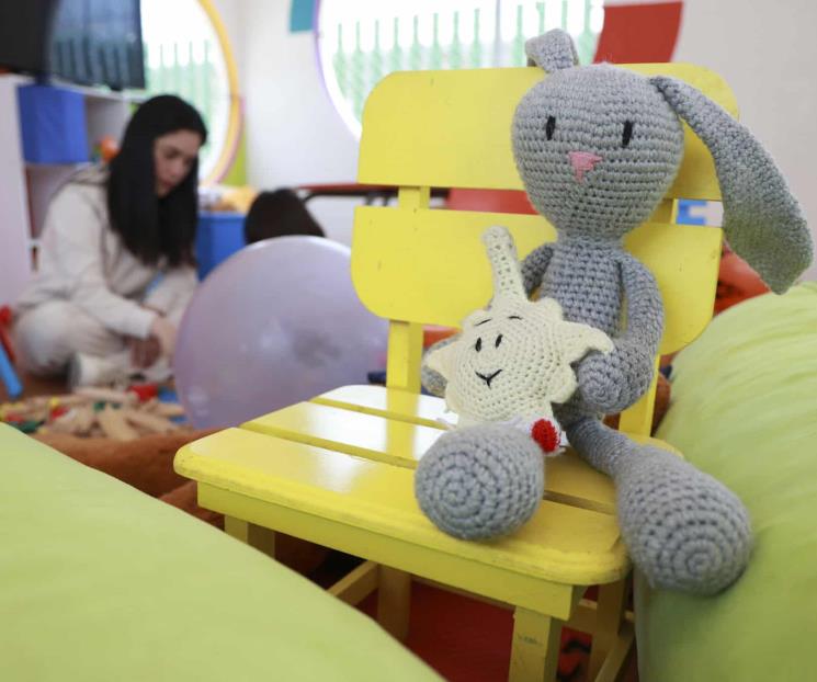 Disfrutan maternidad tras las rejas de prisión Disfrutan maternidad tras las rejas de prisión