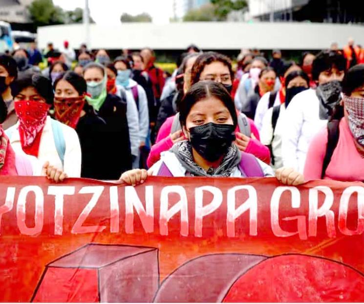 Dictan formal prisión contra militares por caso Ayotzinapa Dictan formal prisión contra militares por caso Ayotzinapa