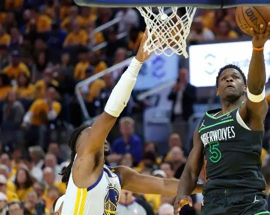 Retoman los Wolves ventaja ante Warriors Retoman los Wolves ventaja ante Warriors