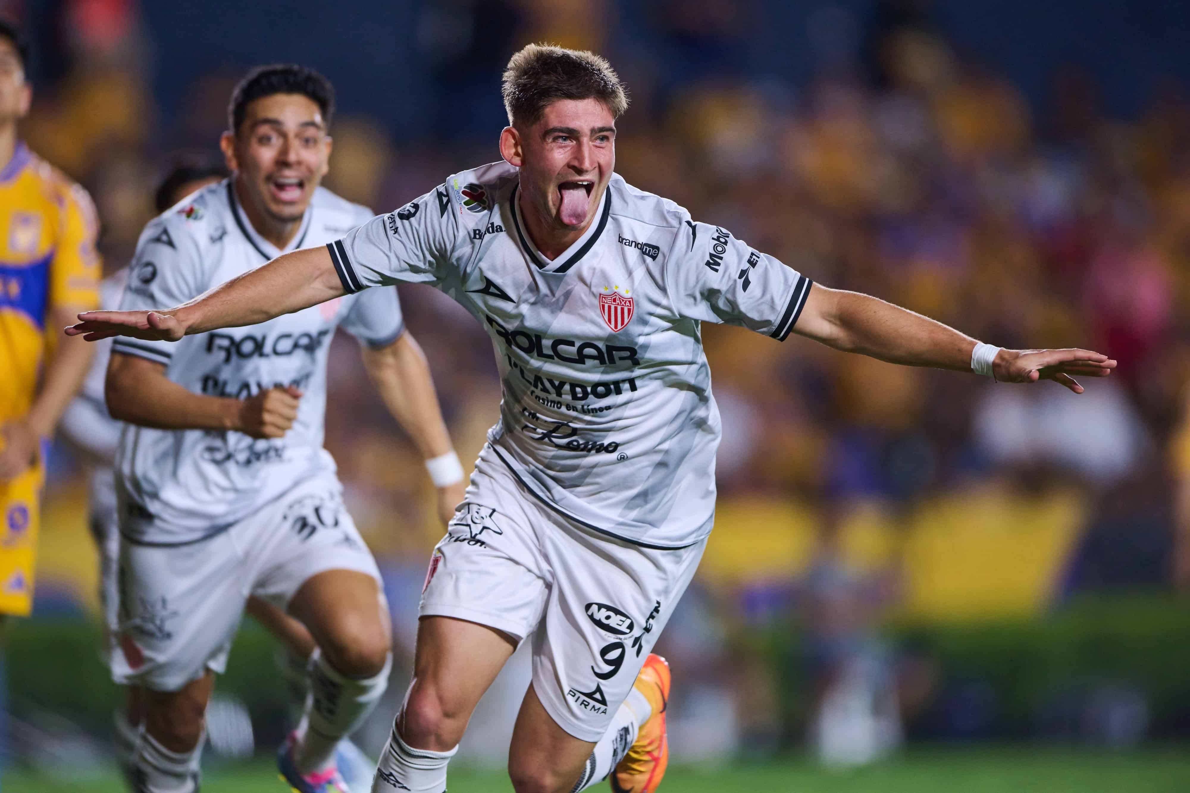 Tomás Badaloni hace el 2-1.