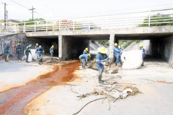 Sigue Estado investigando kilómetros afectados por derrame