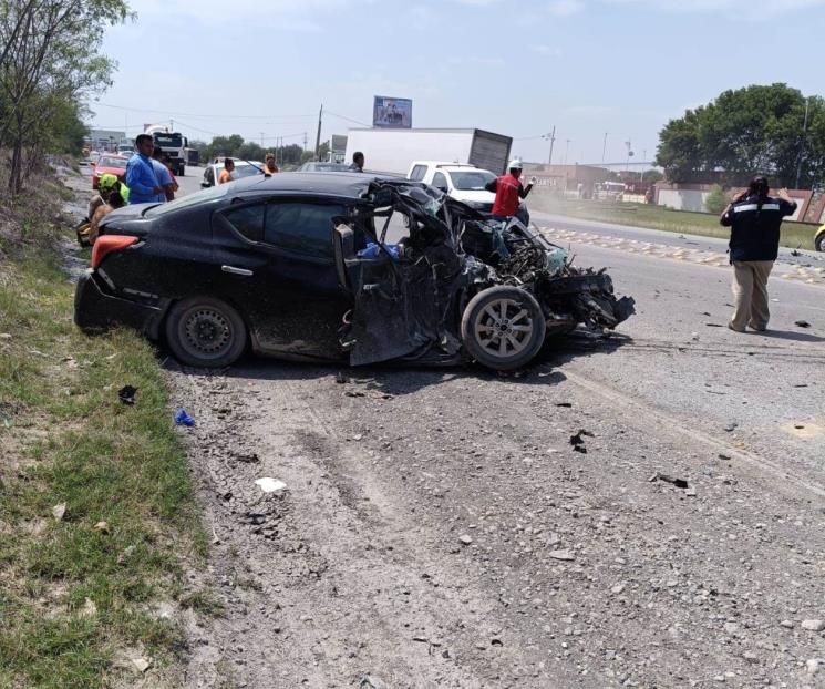 Pierden la vida padre e hijo en choque frontal Pierden la vida padre e hijo en choque frontal