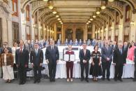 Renuevan pacto de canasta básica en México