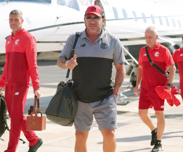 Llega Toluca a Monterrey para enfrentar semifinales Llega Toluca a Monterrey para enfrentar semifinales