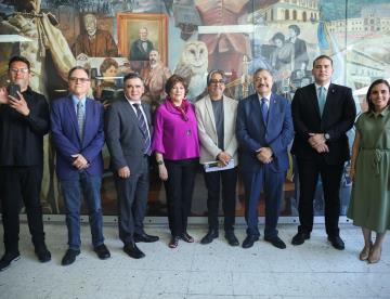 Inaugura UANL mural La génesis como memoria histórica en el derecho