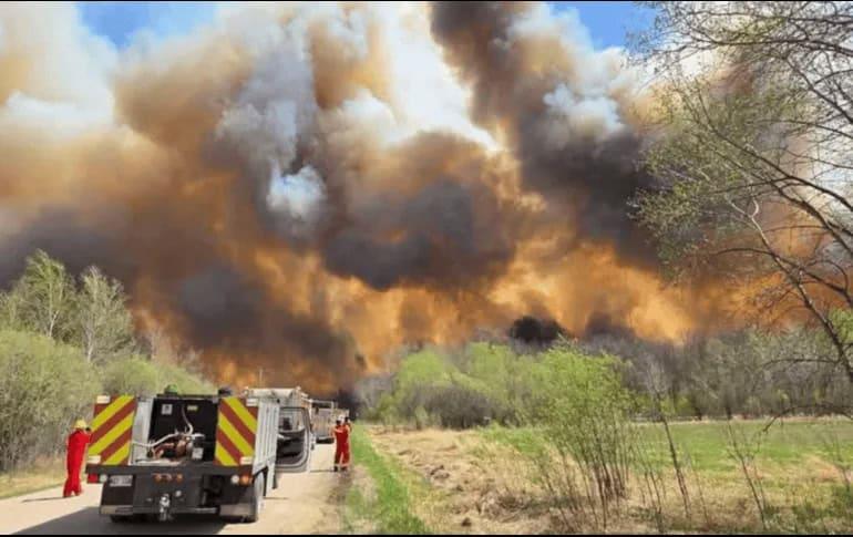 Deja dos muertos y mil evacuados un incendio forestal en Canadá Deja dos muertos y mil evacuados un incendio forestal en Canadá
