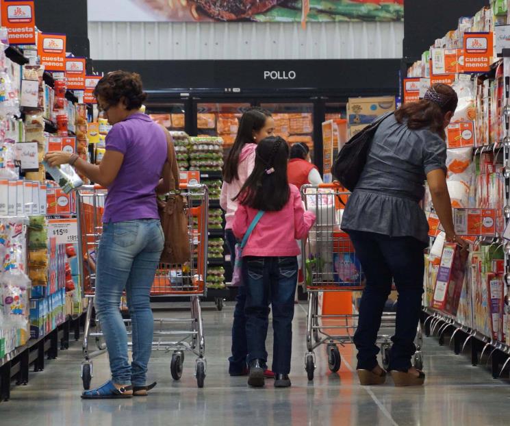 Consumo privado liga dos meses a la baja en abril, estima Inegi Consumo privado liga dos meses a la baja en abril, estima Inegi