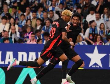 Vence el Barcelona al Espanyol y se corona campeón de La Liga